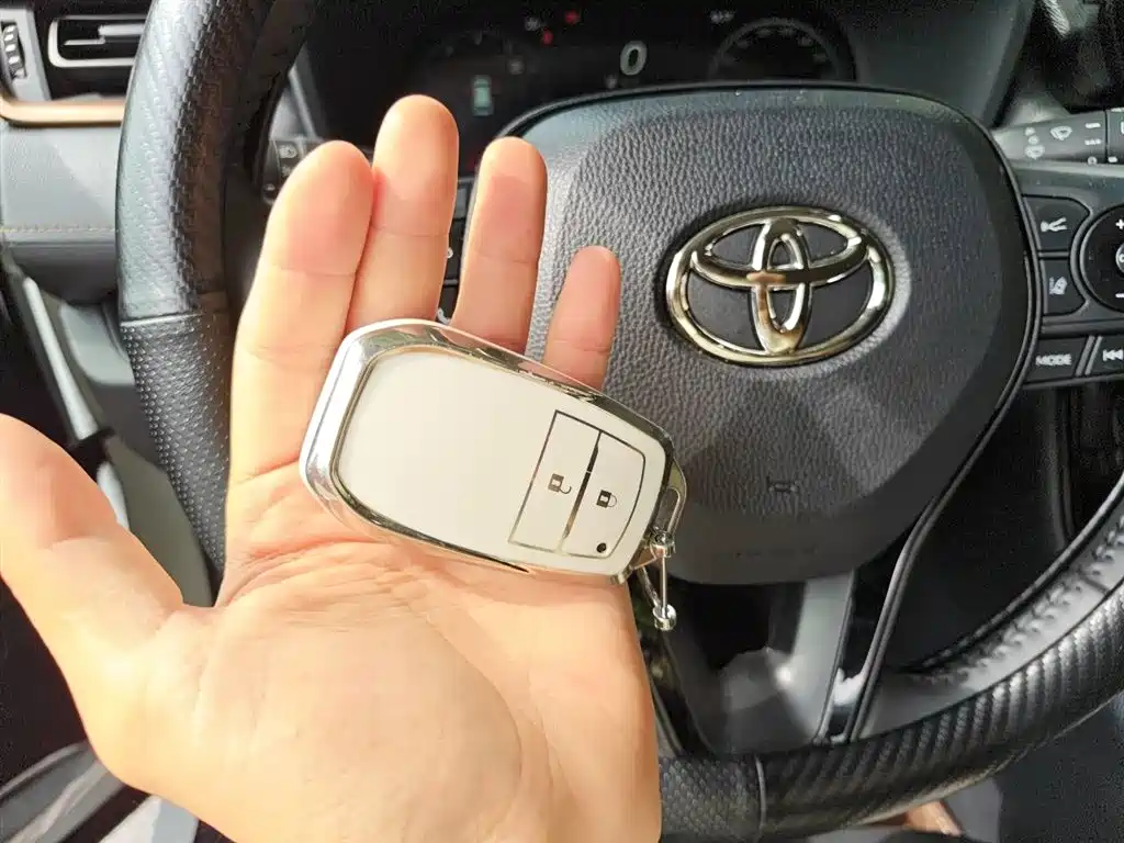 Toyota Wildlander 2024 2.0L CVT 2WD Urban Edition фото 12