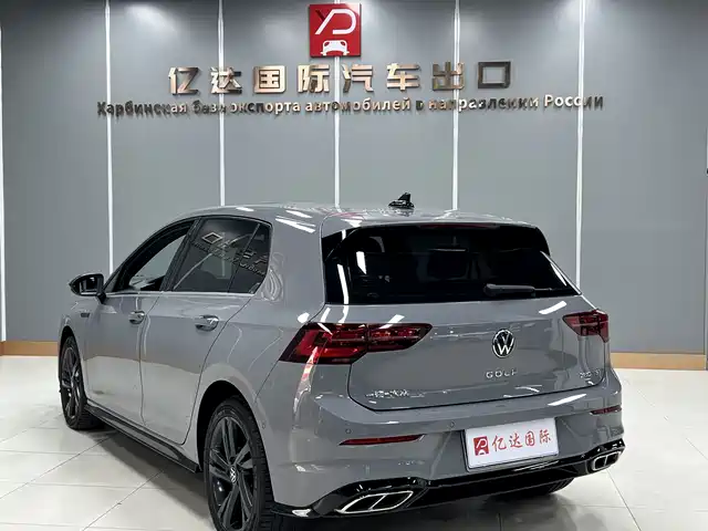 Volkswagen Golf 2023 280TSI DSG R-Line Lite — фото 4