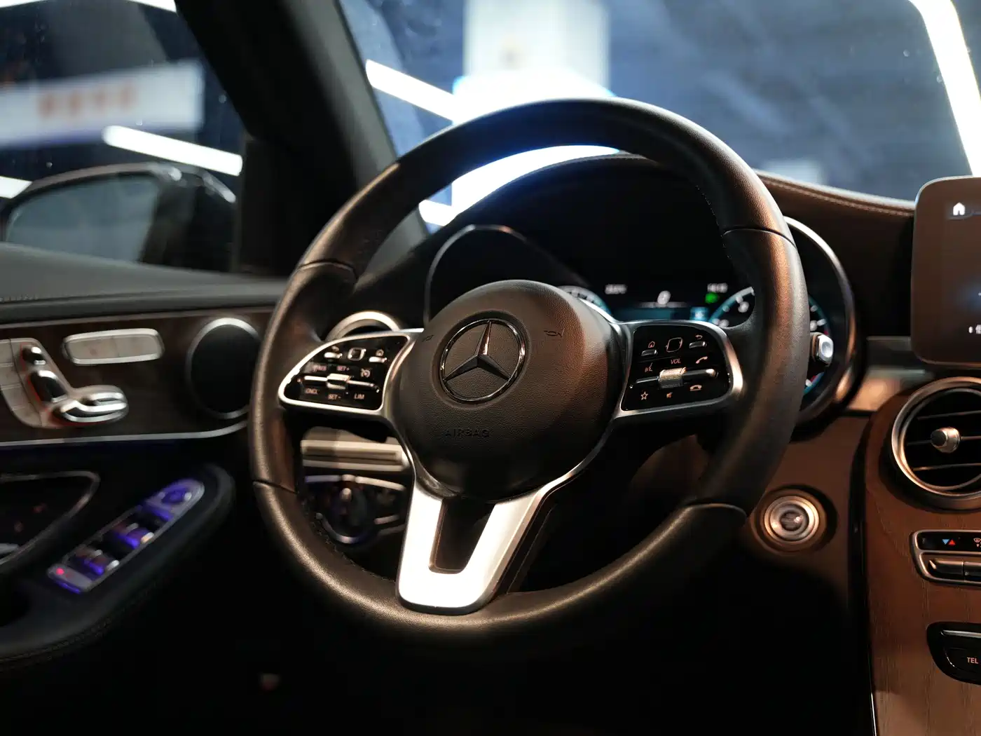 Mercedes-Benz GLC 2021 GLC 260 L 4MATIC Luxury фото 14