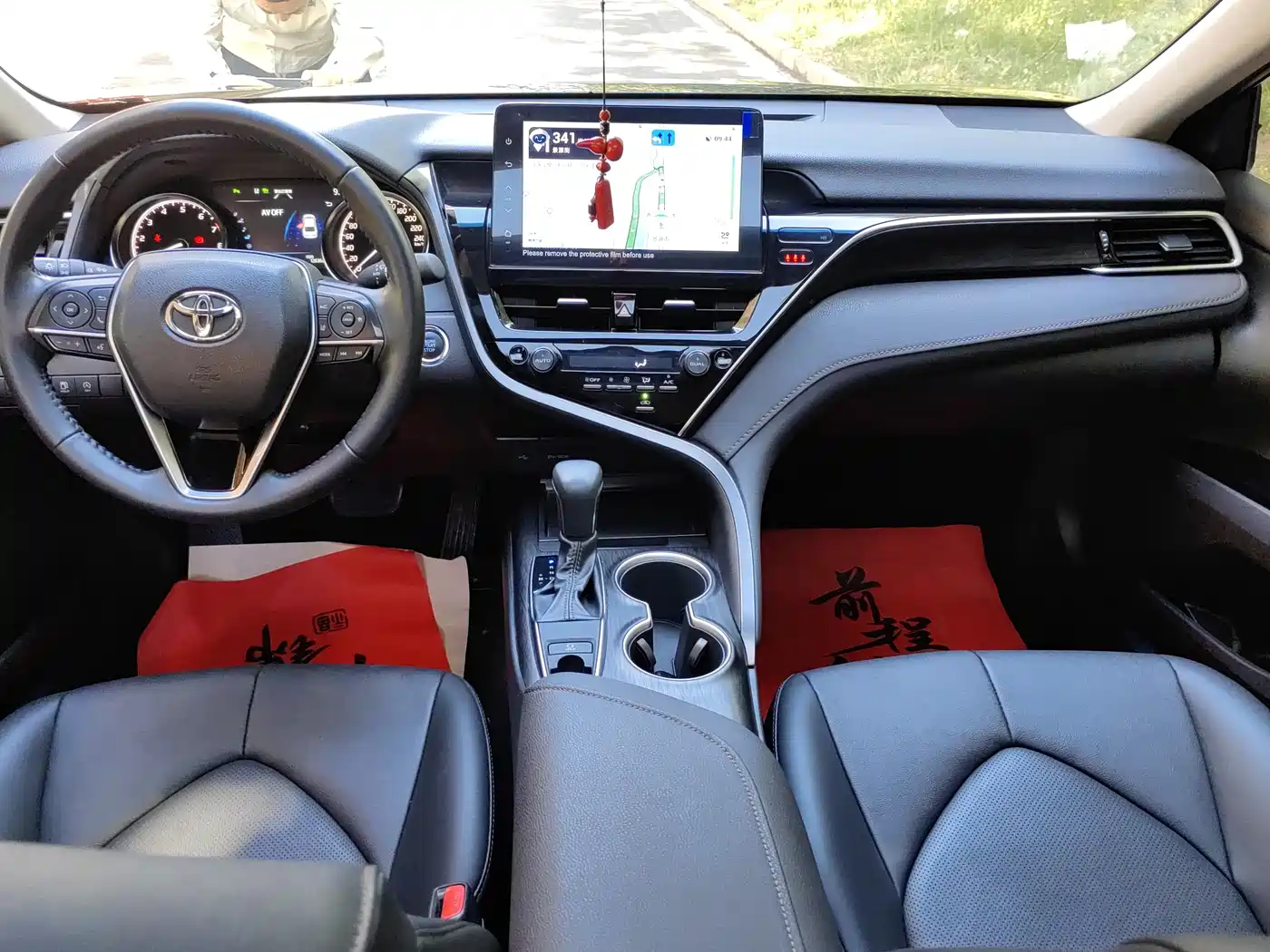 Toyota Camry 2023 2.0G Luxury Edition фото 9