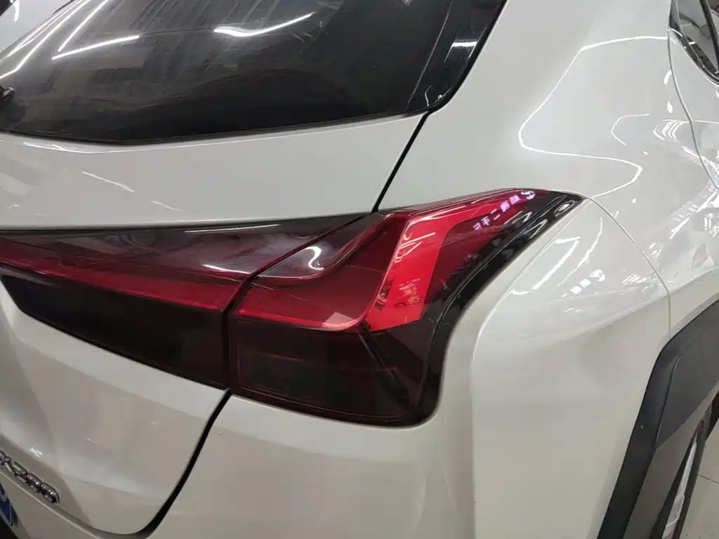 Lexus UX 2021 2020 200 Special Edition