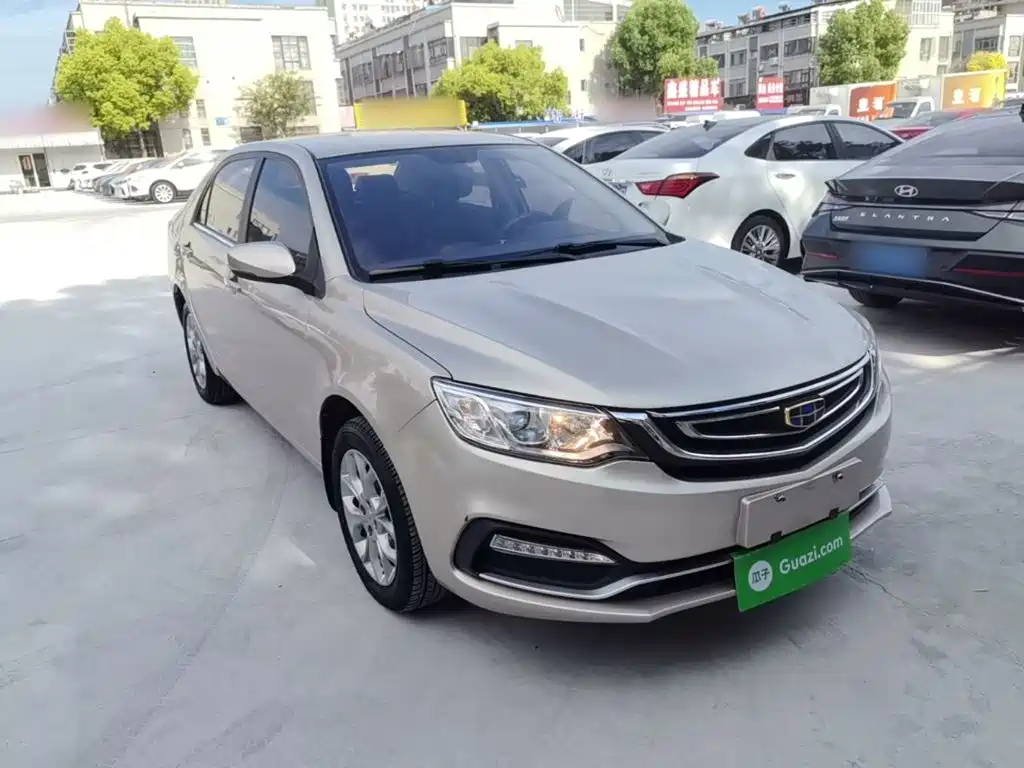 Фото 4 - Geely Vision