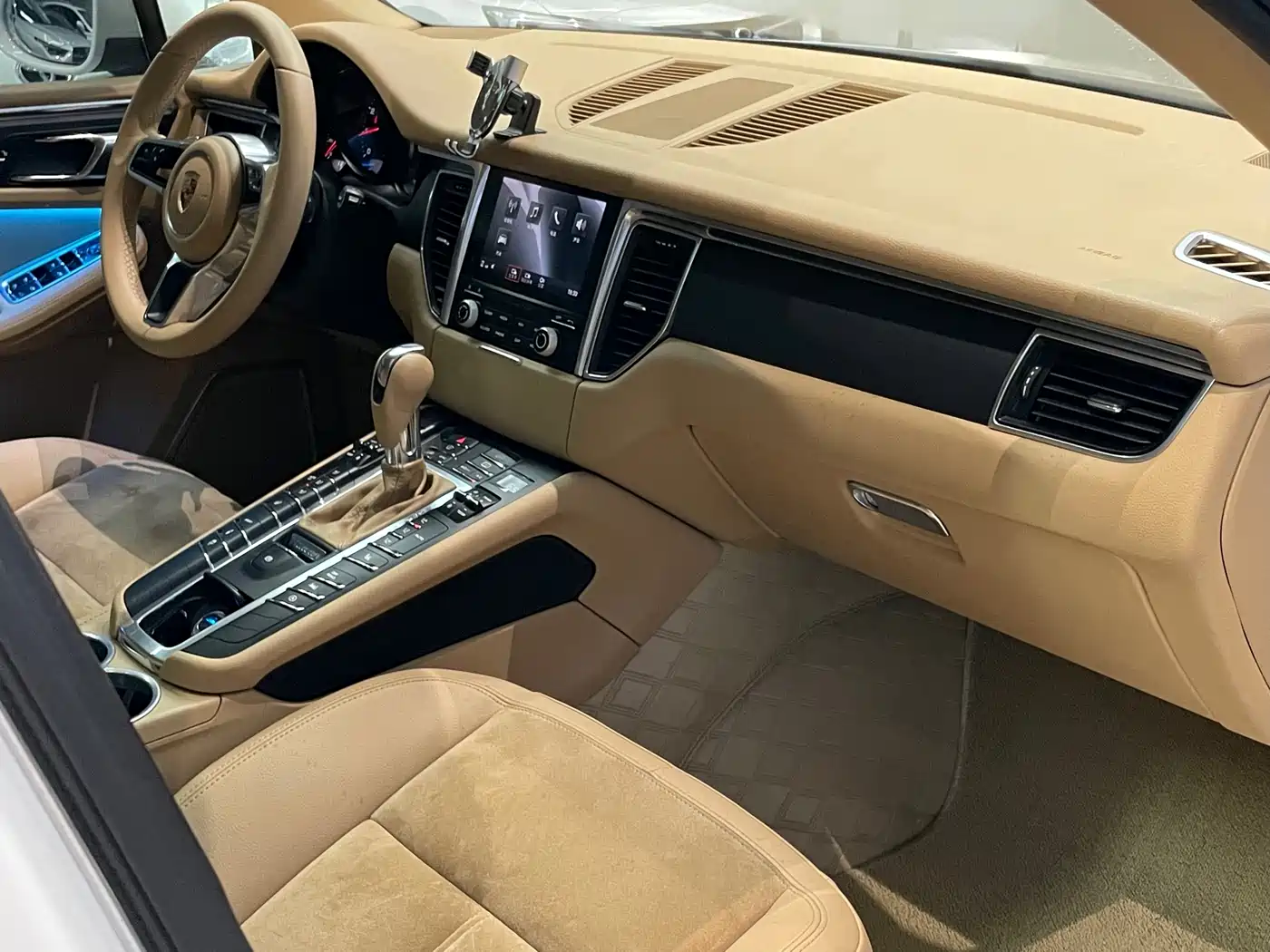 Porsche Macan 2017 Macan 2.0T фото 9