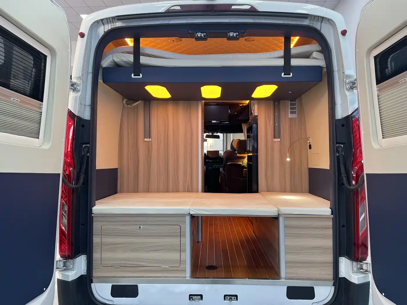 SAIC Maxus MAXUS V90 RV 2021 2.0T Traveler V90 Self-contained Type B RV Flagship Version фото 34