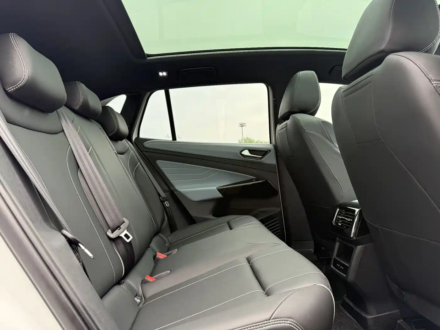 Volkswagen ID.4 X 2025 Smart Pure Intelligent Edition фото 17
