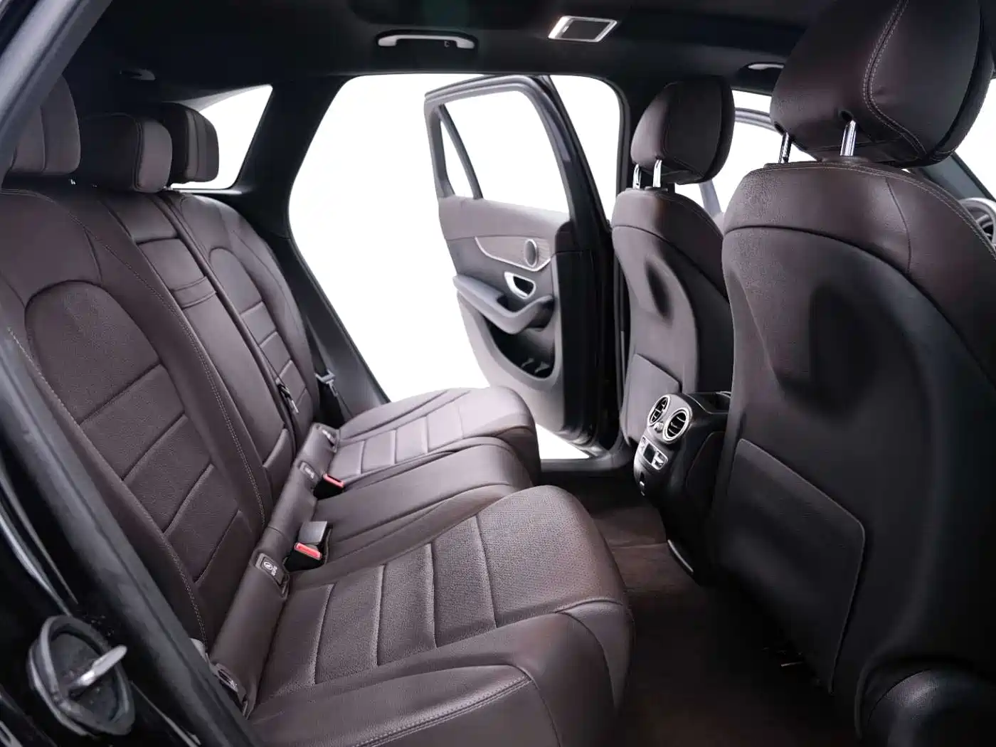 Mercedes-Benz GLC 2022 Facelift GLC 300 L 4MATIC Dynamic Collector's Edition фото 14