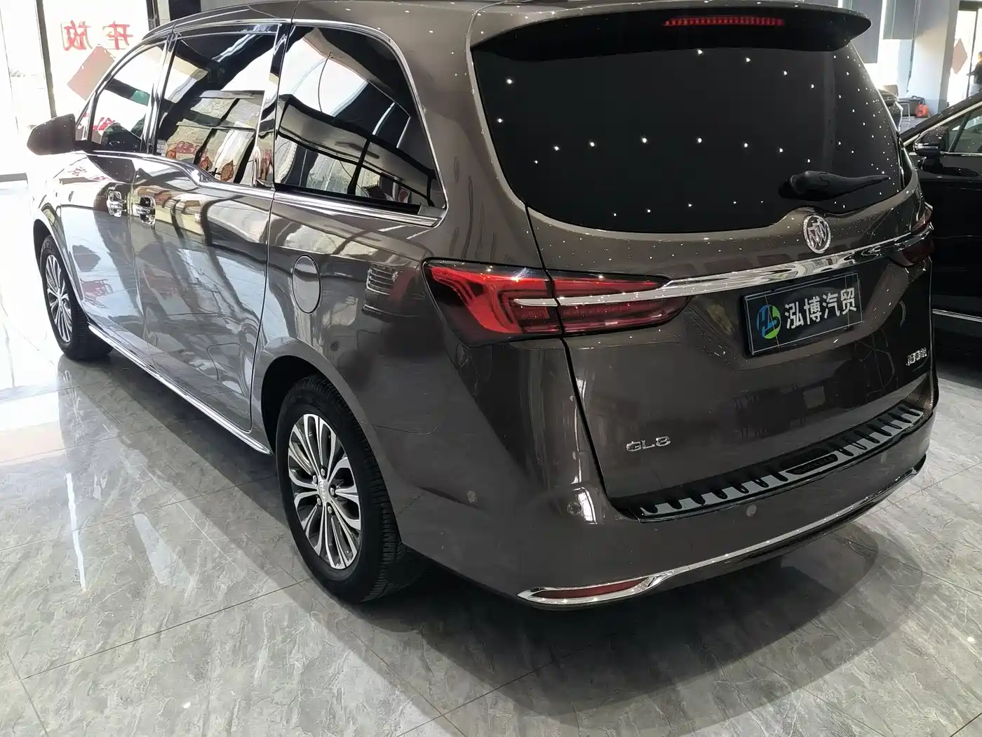 Buick GL8 2023 Land Business Class Premium фото 13
