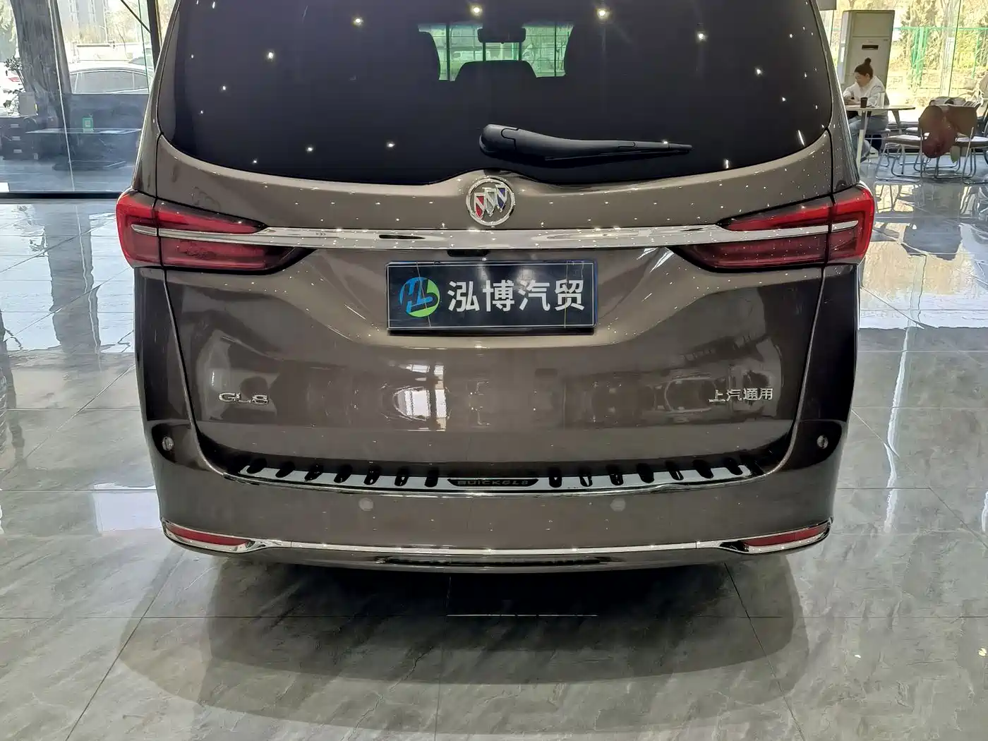 Buick GL8 2023 Land Business Class Premium фото 12