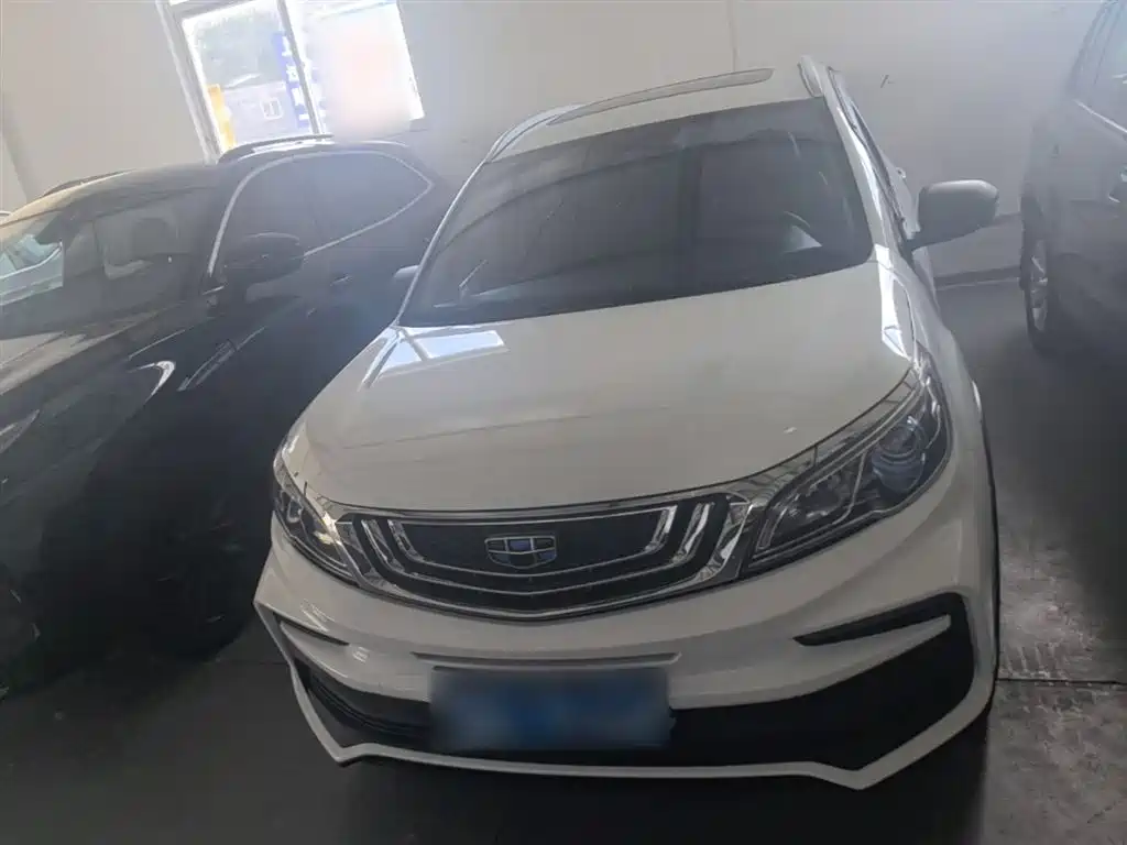 Фото 3 - Geely Vision X3