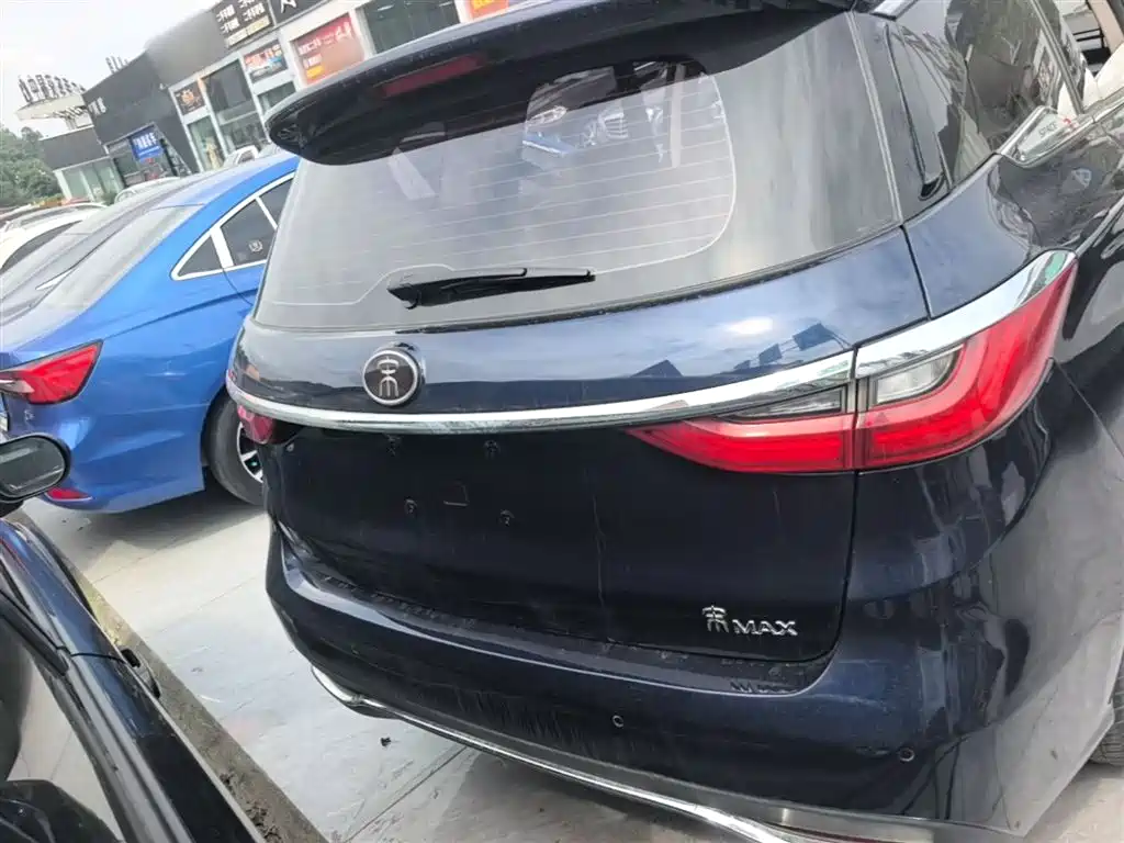 BYD Song MAX 2017 1.5T Auto Smart Connect Premium 7-seater фото 6