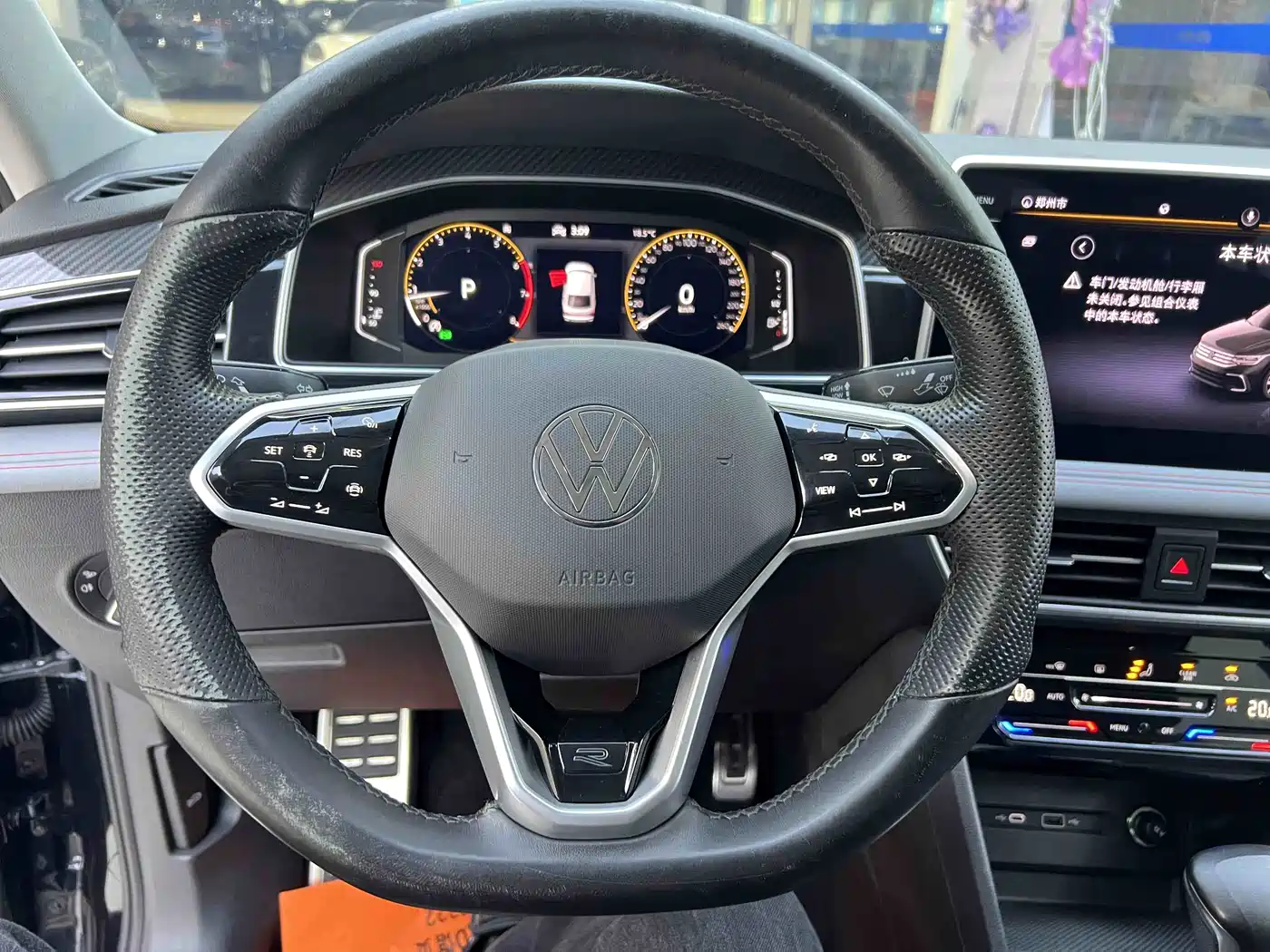 Volkswagen Tiguan X 2022 330TSI 2WD Premium Comfort Edition фото 8