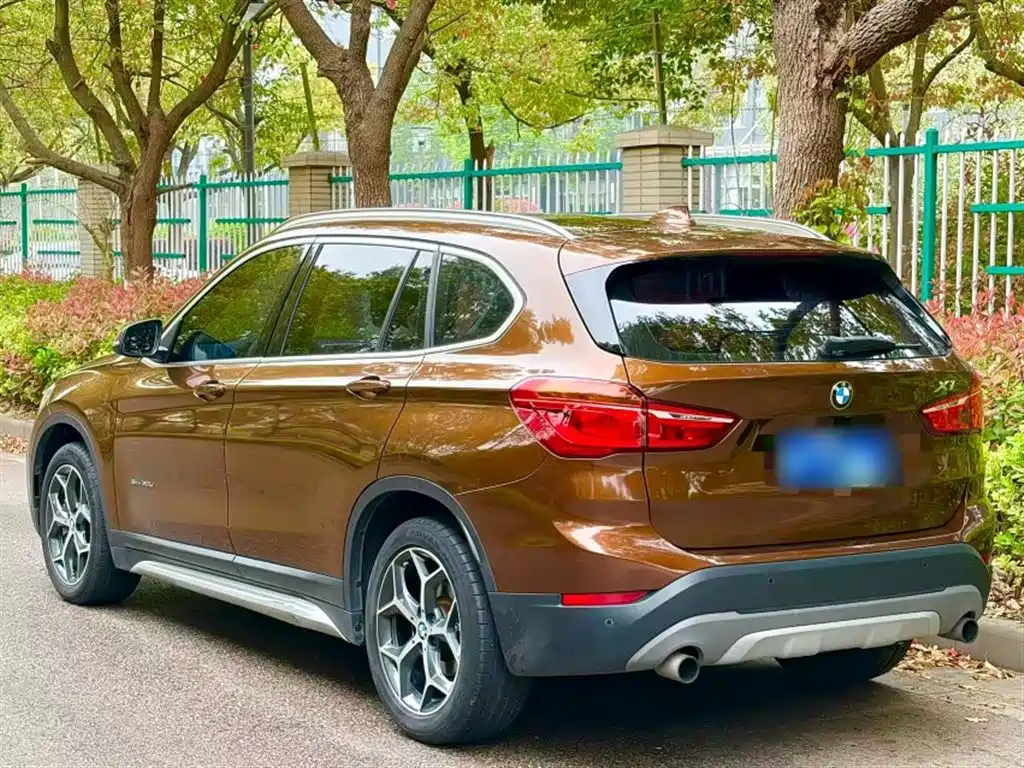 BMW X1 2016 sDrive20Li Luxury Model фото 12