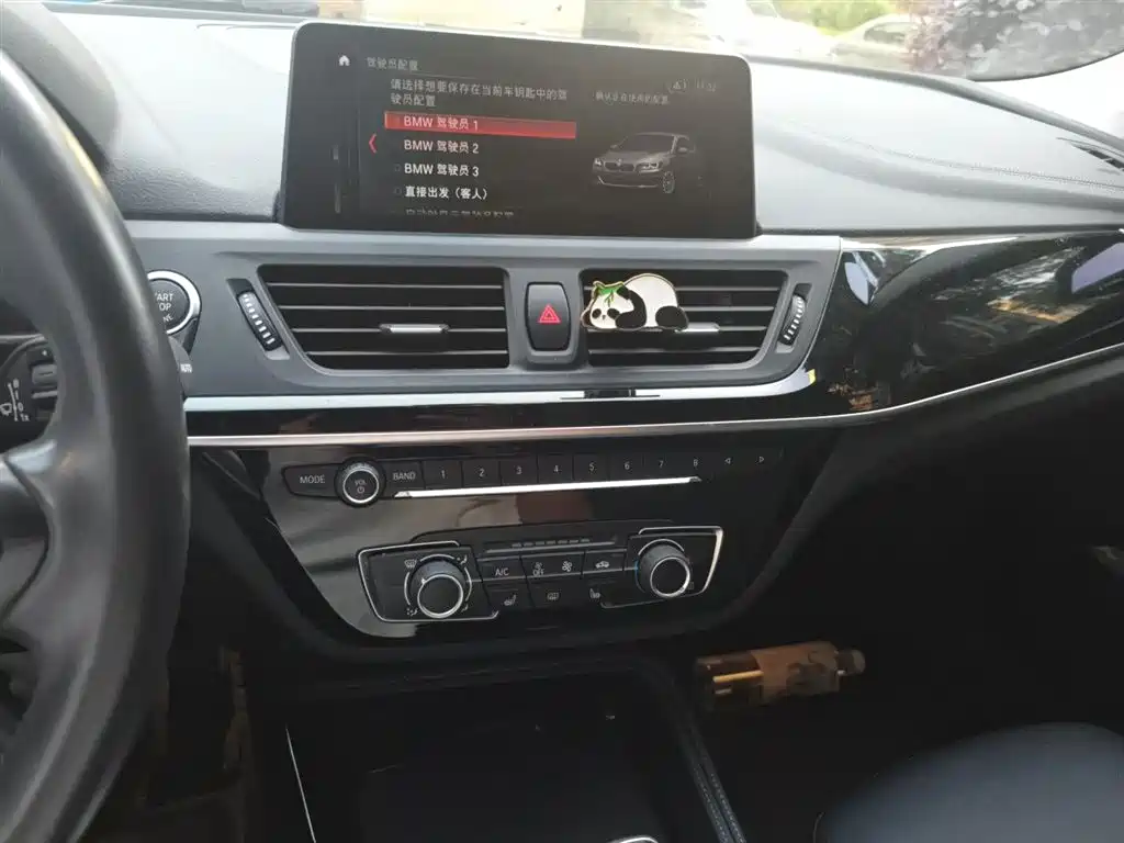 BMW 1 Series 2020 Model 120i M Sport Package фото 9