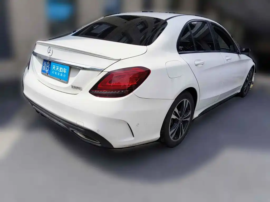 Photo 5 - Mercedes-Benz C-Class