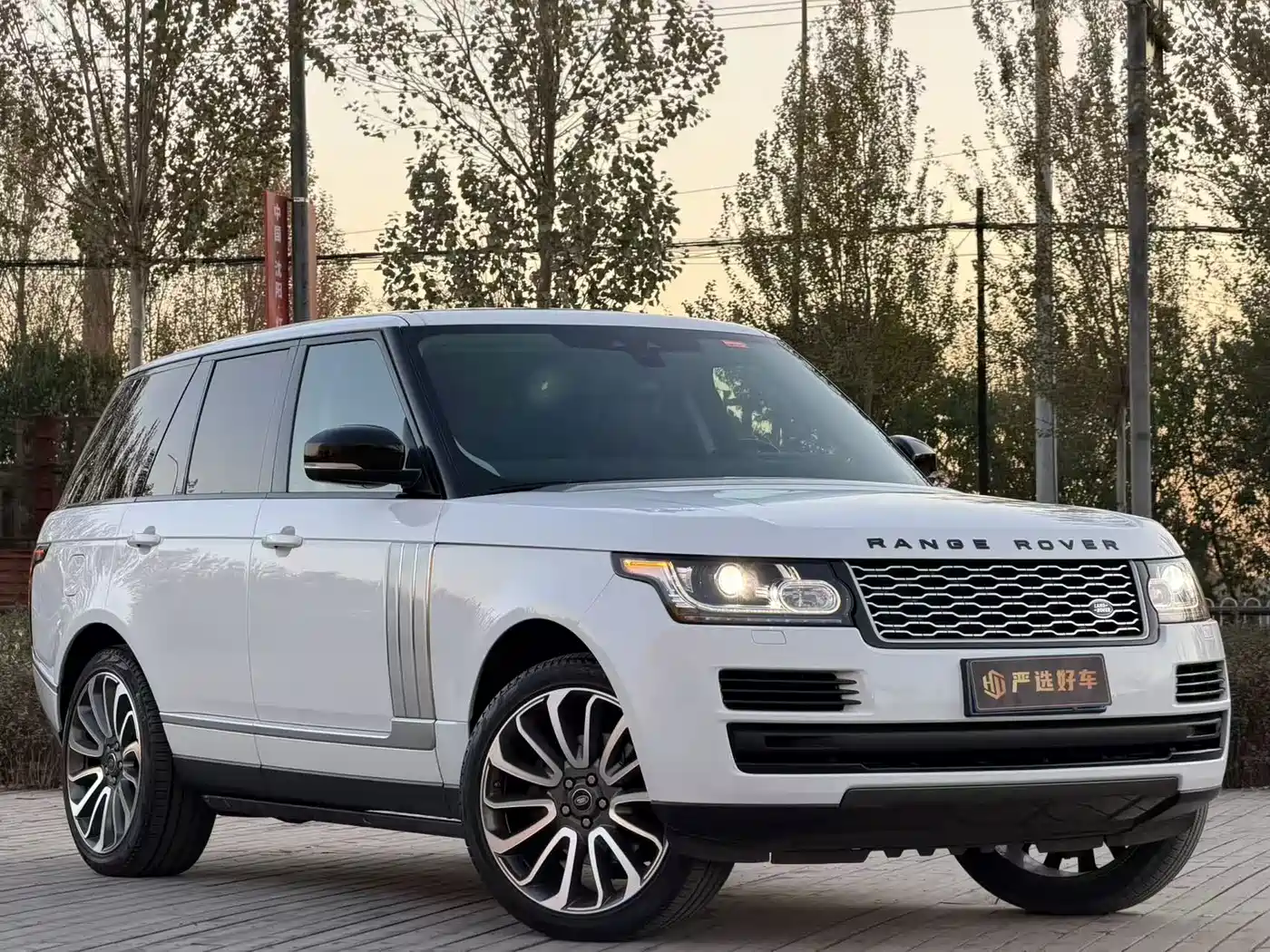Land Rover Range Rover 2017 3.0 SC V6 Vogue фото 3