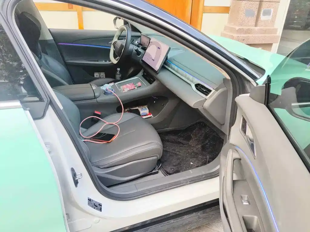 Фото 13 - Dongfeng Fengxing Stellar S7