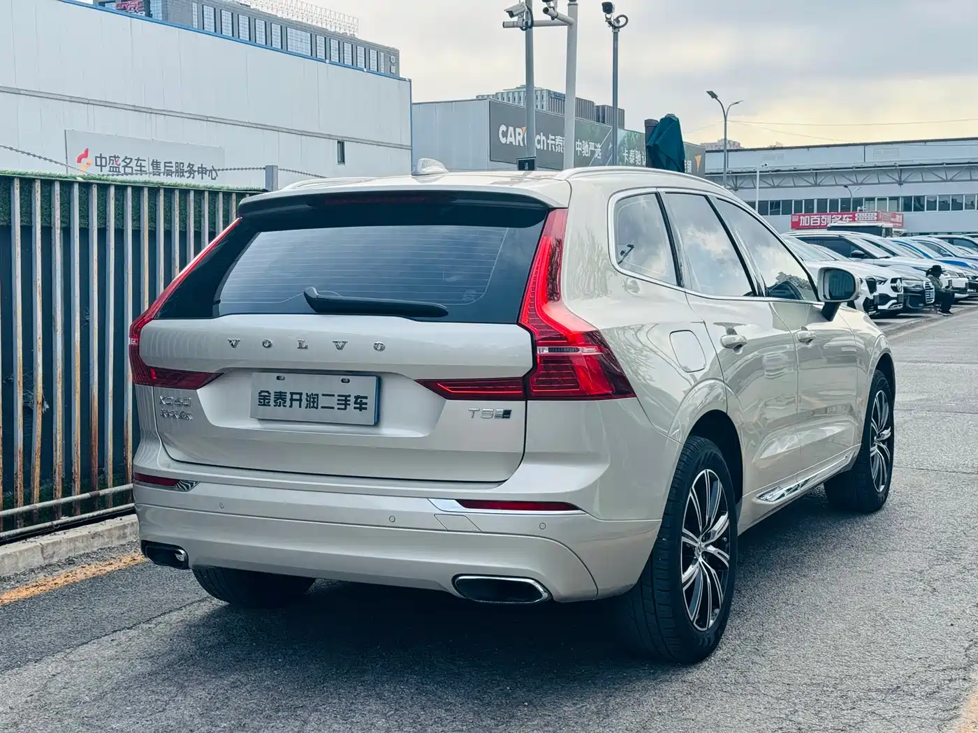 VOLVO XC60