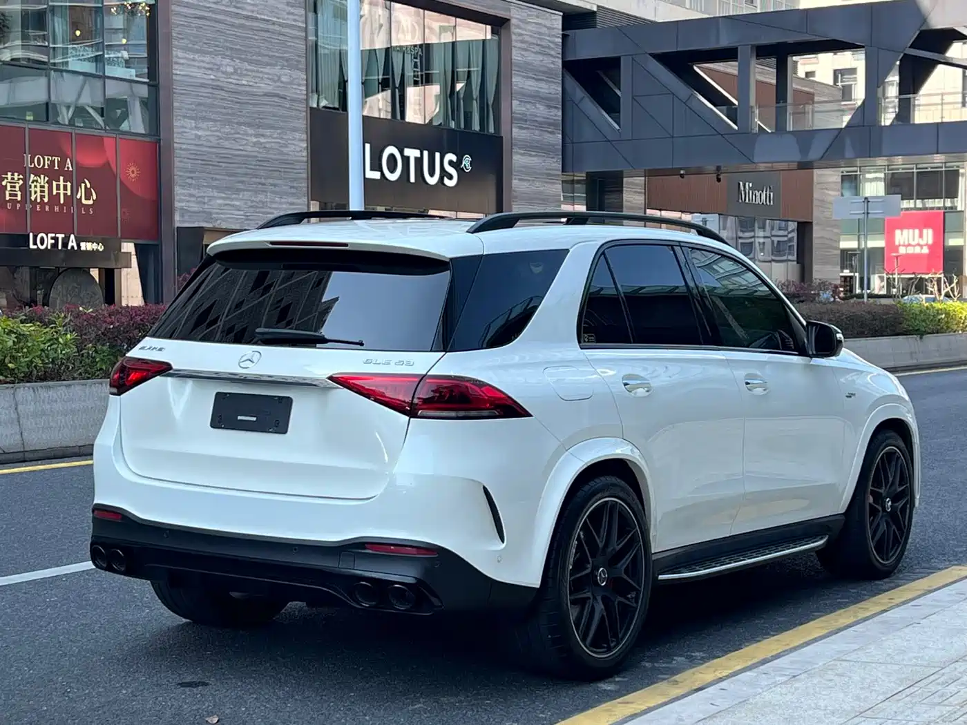 MERCEDES-BENZ GLE AMG