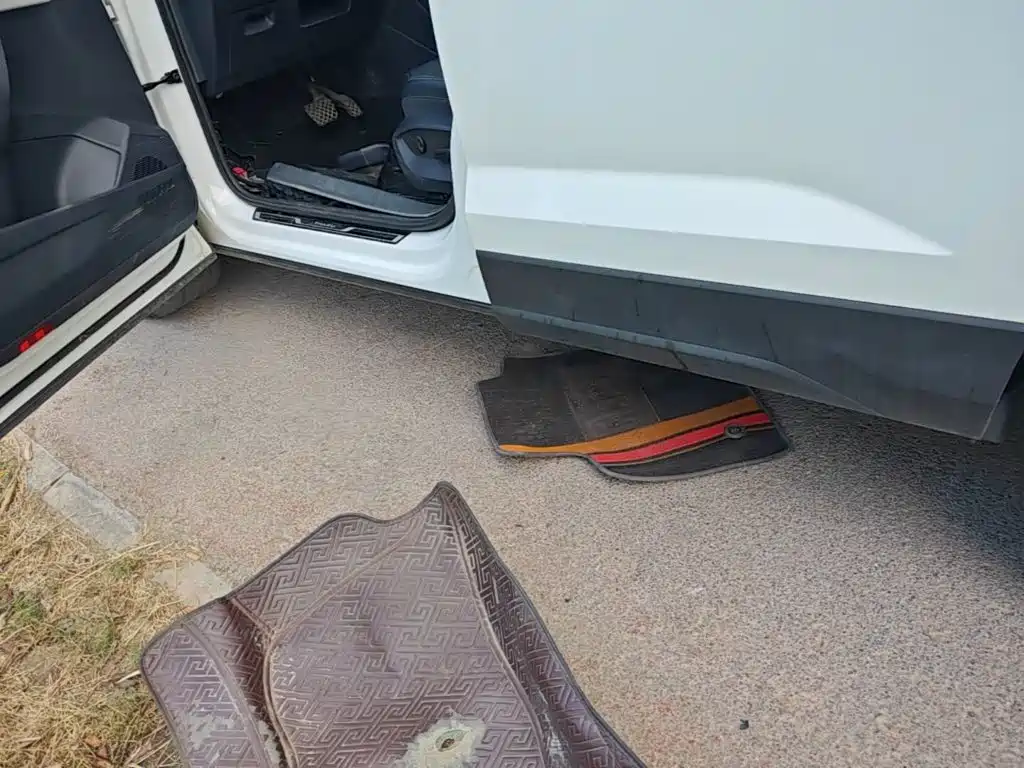 Volkswagen Tharu, миниатюра 22