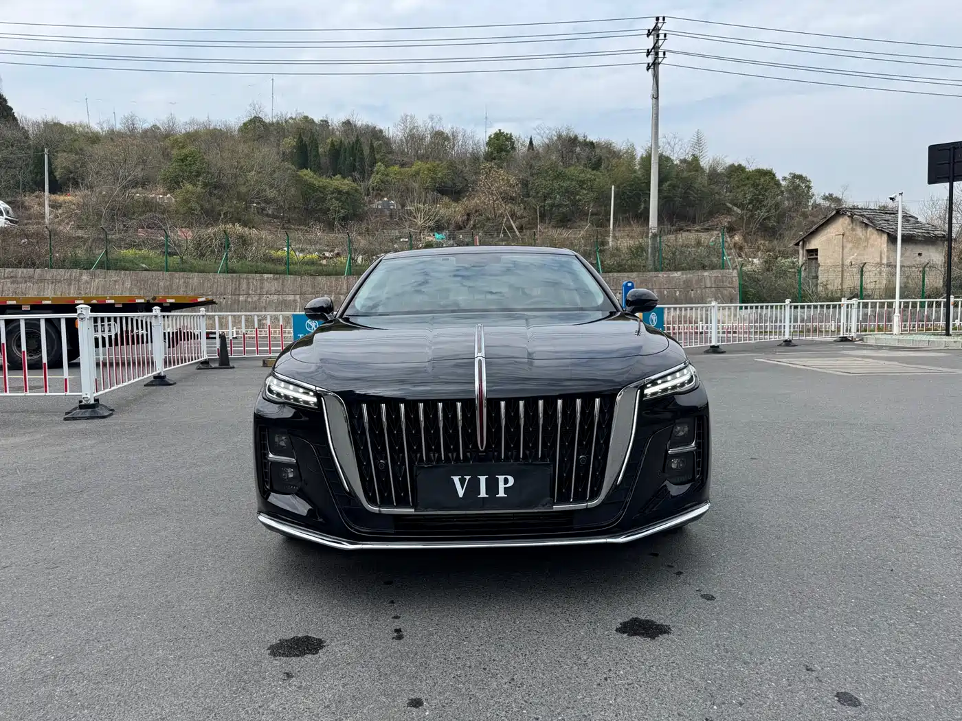 Hongqi H5 2024 1.5T DCT Smart Connect Flag Rhythm Edition фото 3