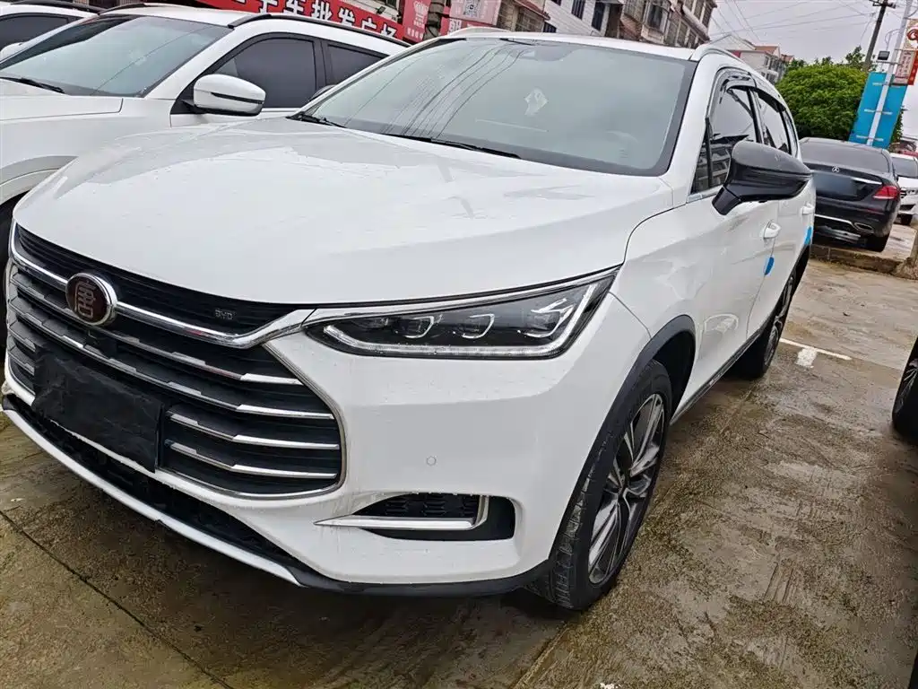 BYD Tang 2018 2.0T Automatic Smart Connection Honor Edition 7-Seater China V фото 2