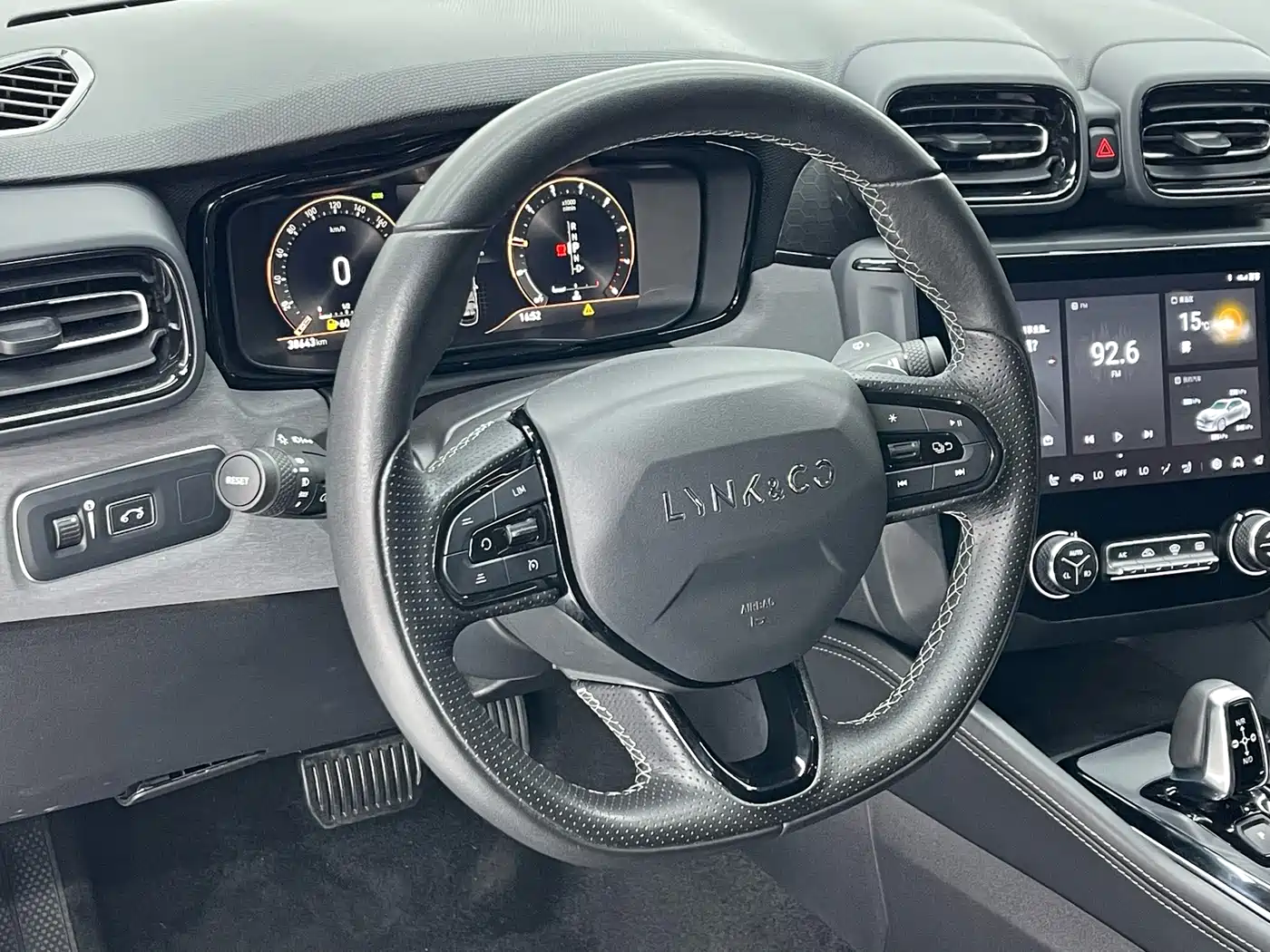 Lynk & Co 03 2022 1.5TD DCT Power Pro фото 5