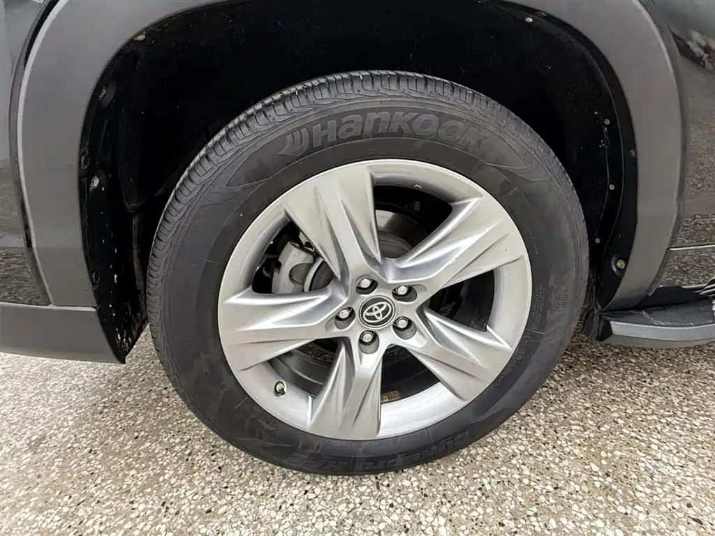 Toyota Highlander 2018 2.0T 4WD Premium 7-seater China VI фото 14
