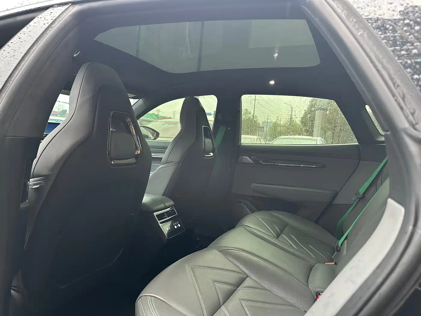 ZEEKR EXTREME KRYPTON 001