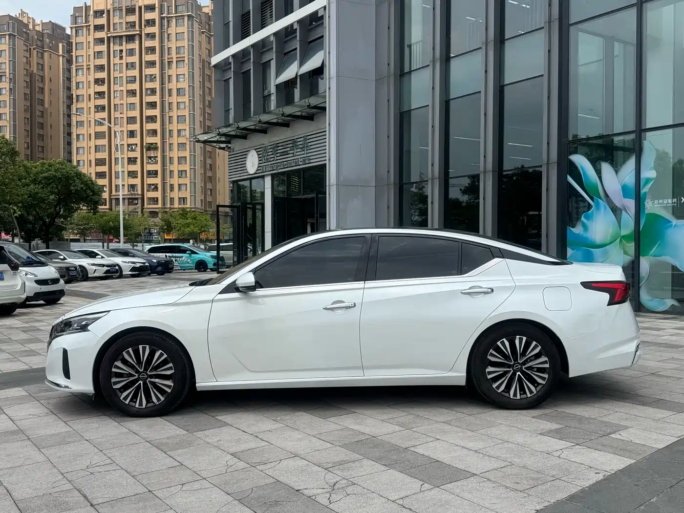 Nissan TEANA, миниатюра 3
