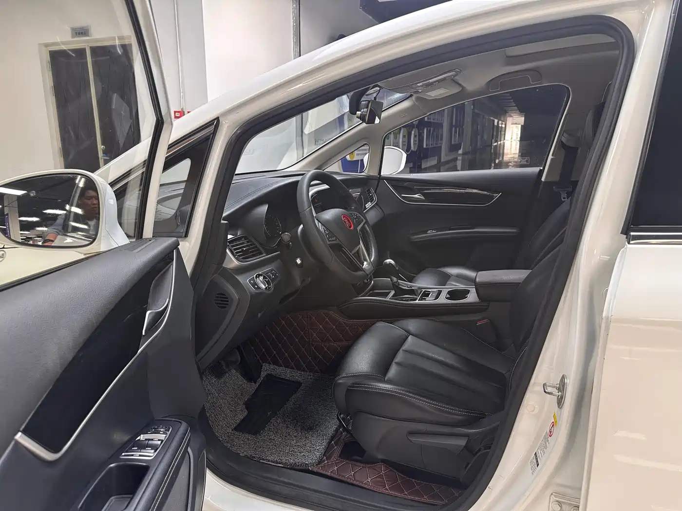 BYD Song MAX 2017 1.5T Auto Smart Elite 7-Seater фото 9