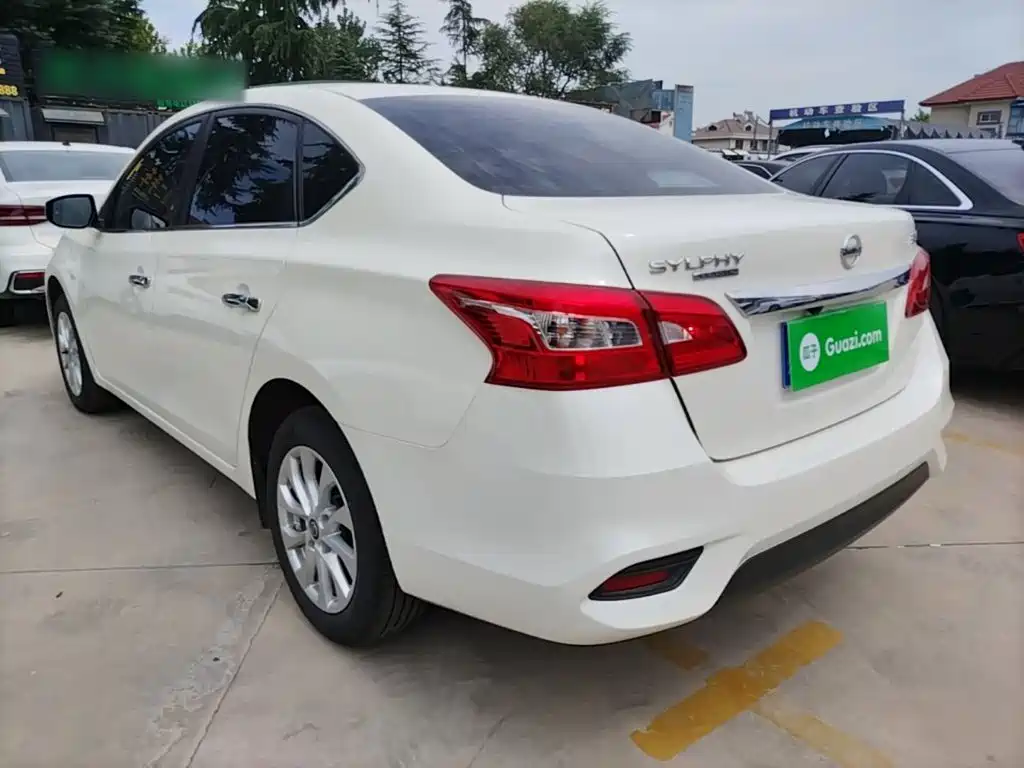 Nissan SYLPHY, миниатюра 5
