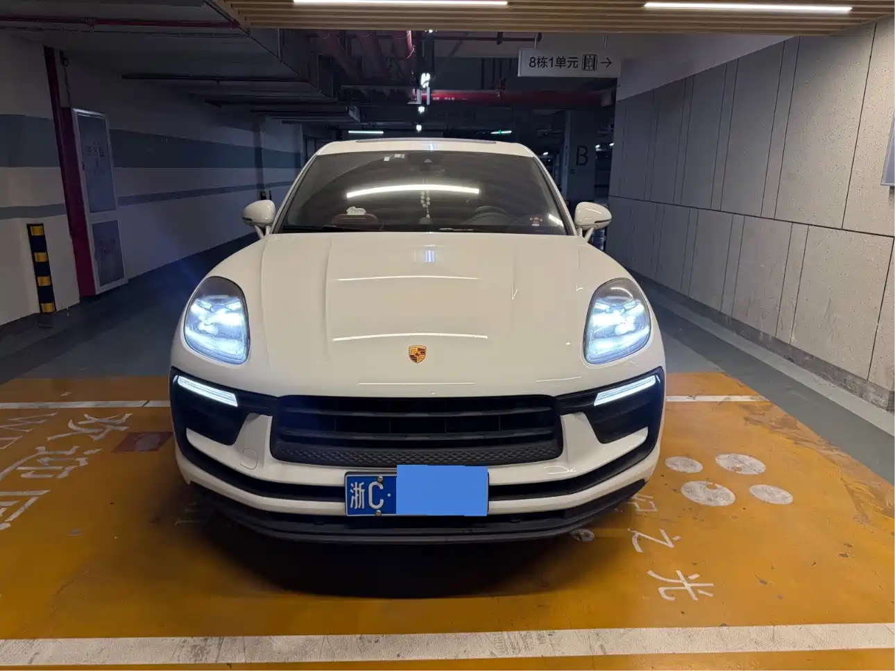 Porsche Macan 2024 Macan 2.0T фото 2