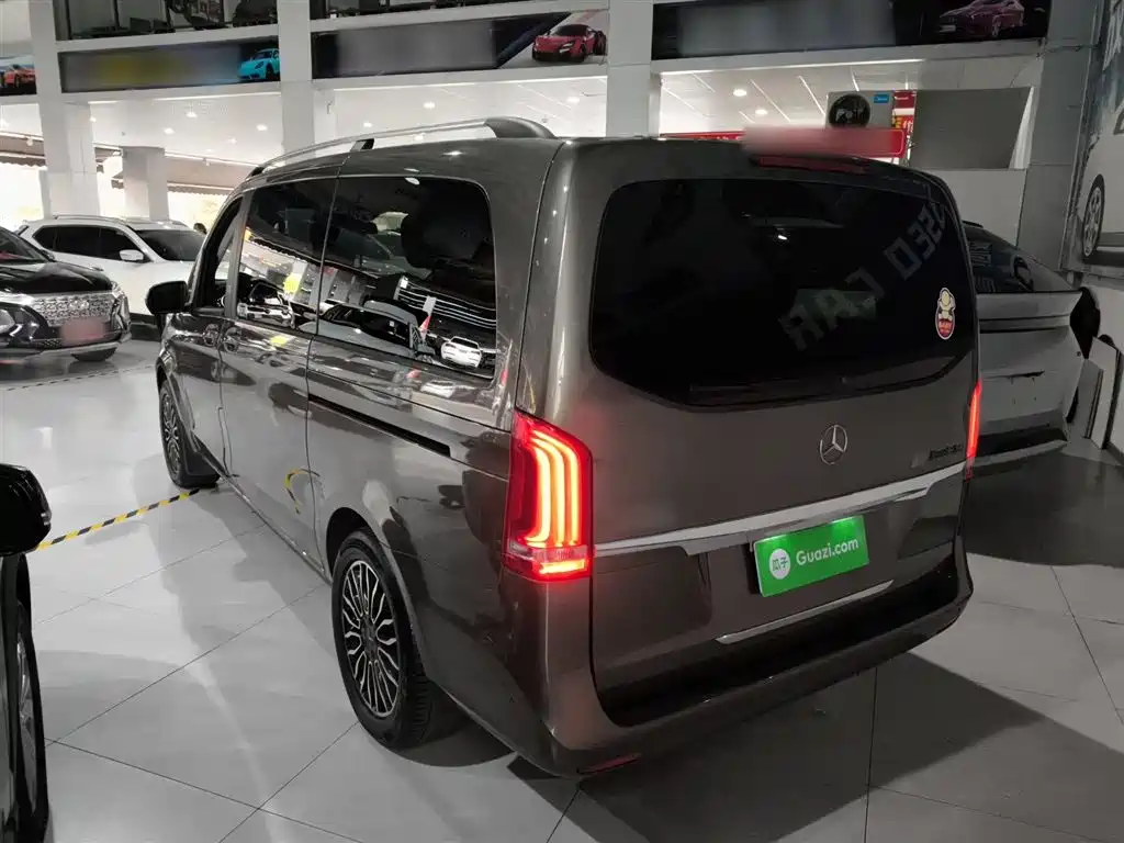 Mercedes-Benz V-Class 2017 Model V 260 Pilot Edition фото 23