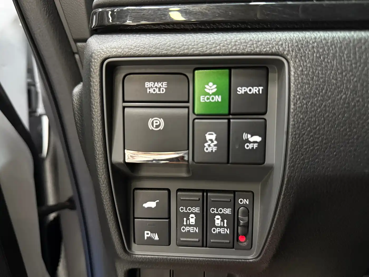 Honda Elysion 2024 2024 2.0L e:HEV Luxury Edition