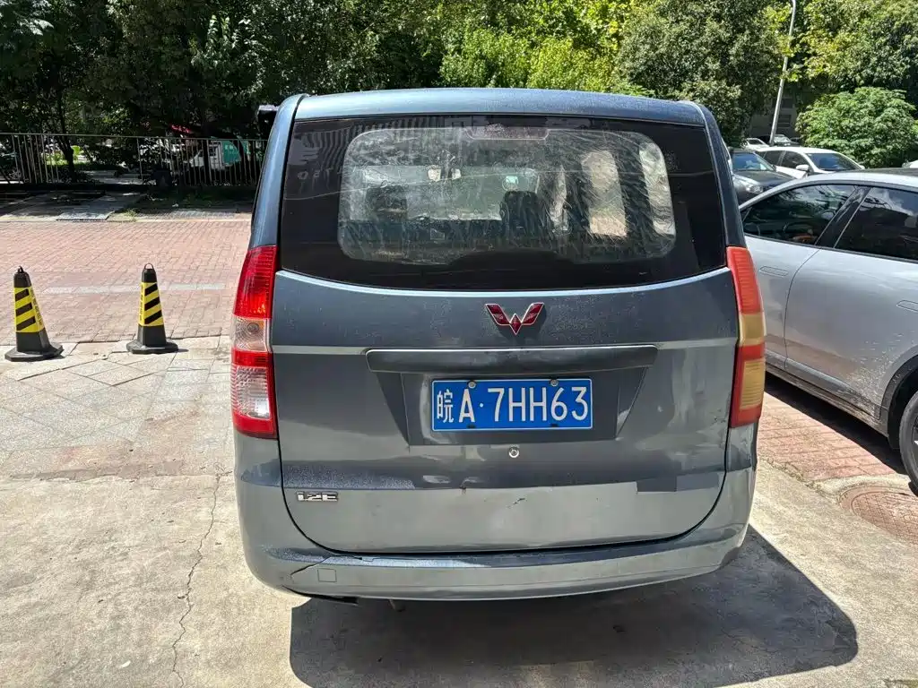 Wuling Motors Wuling Hongguang 2014 2014 1.2L S Standard (China IV)