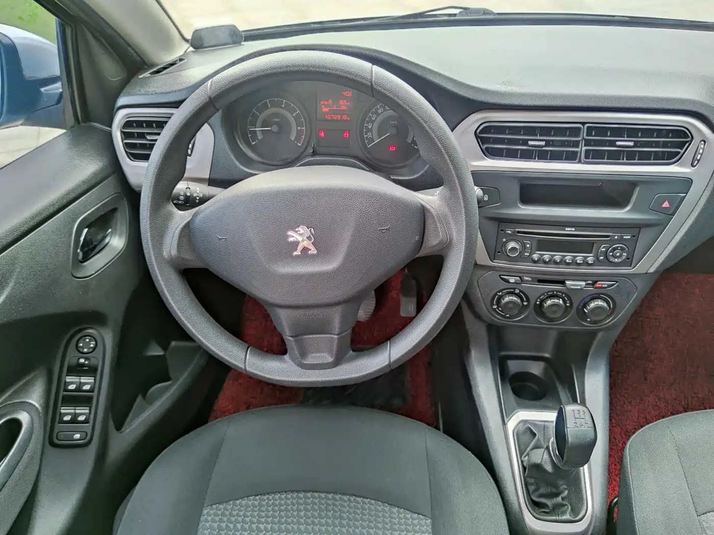 Peugeot 301 2014 1.6L Manual Comfort Edition фото 15