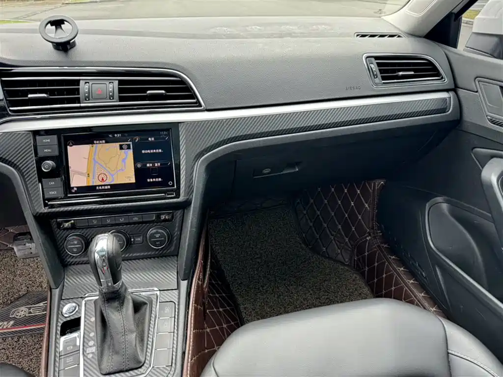 Volkswagen Lamando 2019 280TSI DSG Comfort Edition China V фото 3