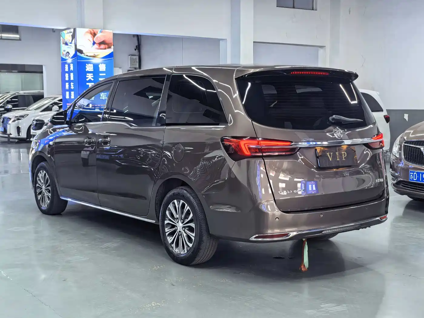 BUICK GL8