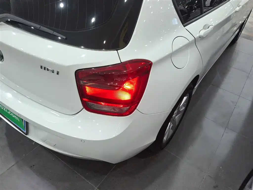 BMW 1 Series (Import) 2013 Facelift 116i Leading Model фото 8