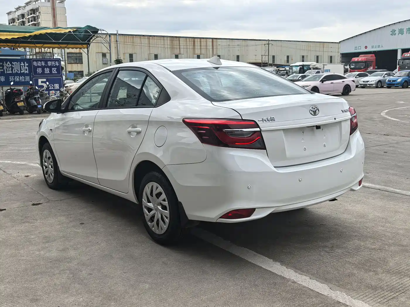 Toyota Vios 2021 1.5L CVT Chuangxing Edition фото 4