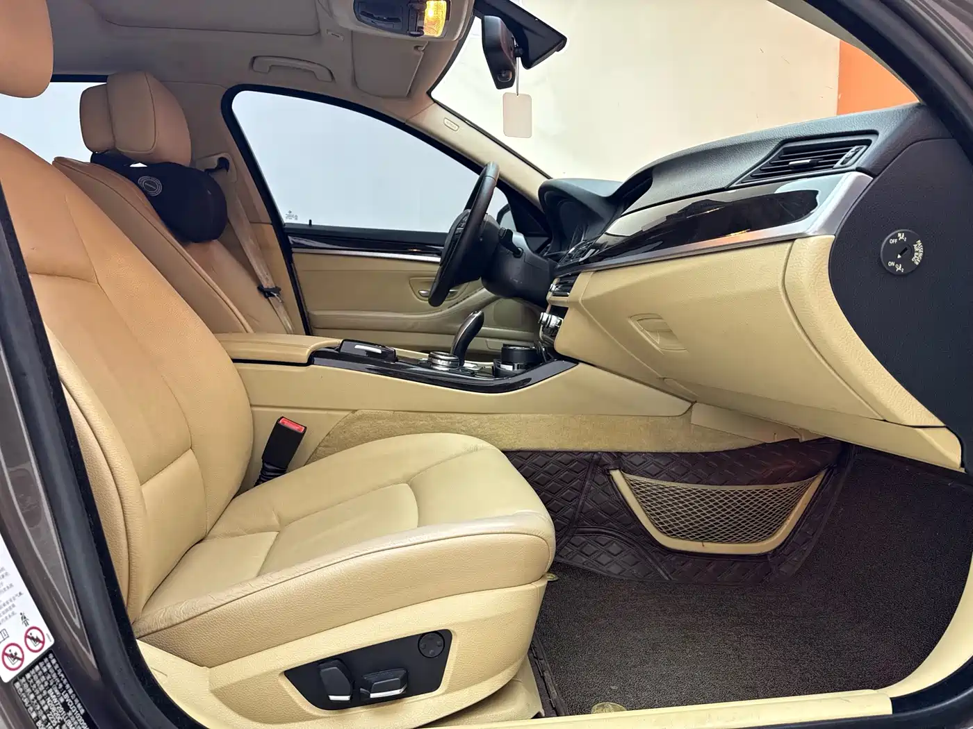 BMW 5 Series 2013 525Li Luxury фото 23