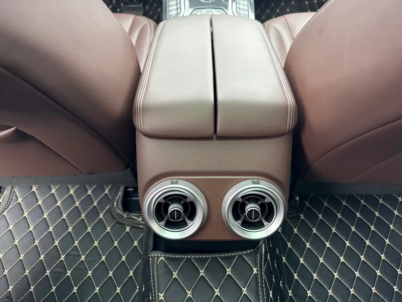 WEI PAI WEI BRAND VV7