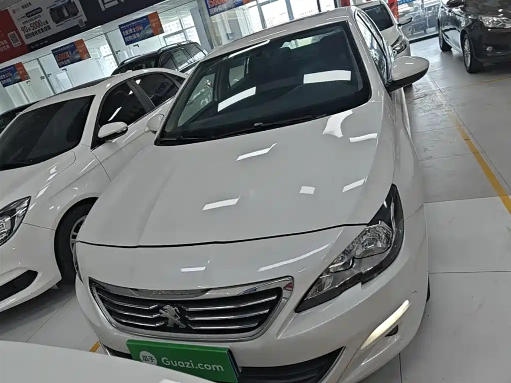 Peugeot 408 2016 1.6T Automatic Luxury Edition фото 3