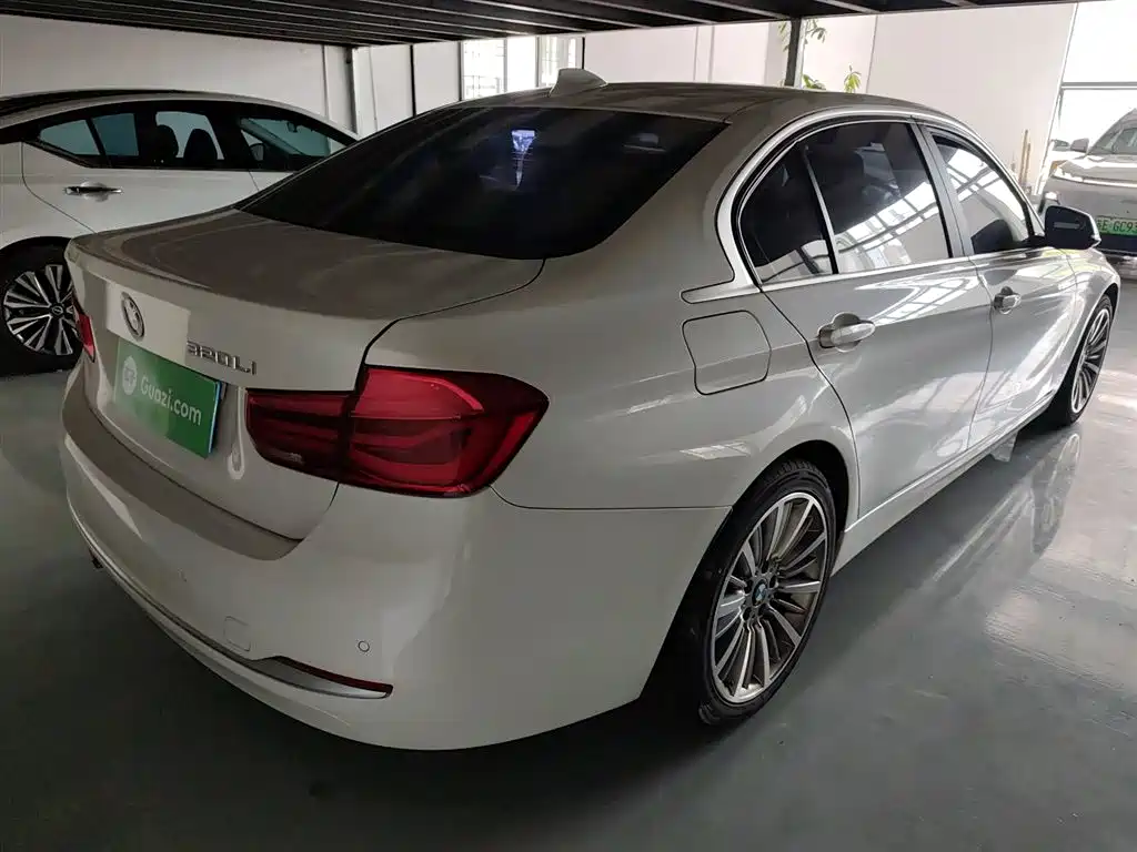 BMW 3 Series 2019 320Li Fashion Type фото 5