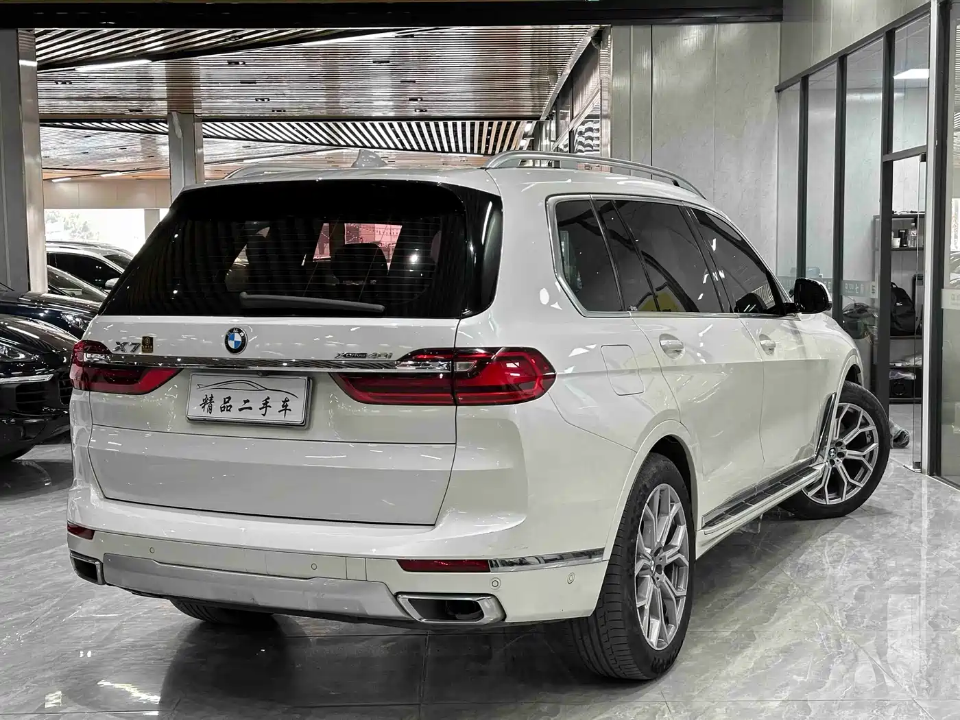 BMW X7 2019 xDrive40i Leading Luxury Package фото 4