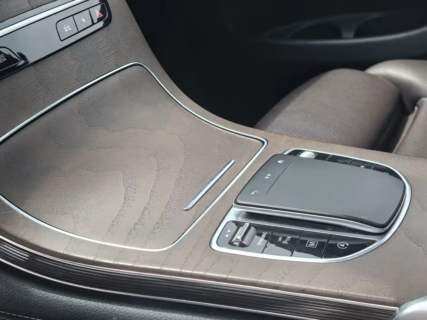 Mercedes-Benz GLC 2020 GLC 260 L 4MATIC Luxury фото 7
