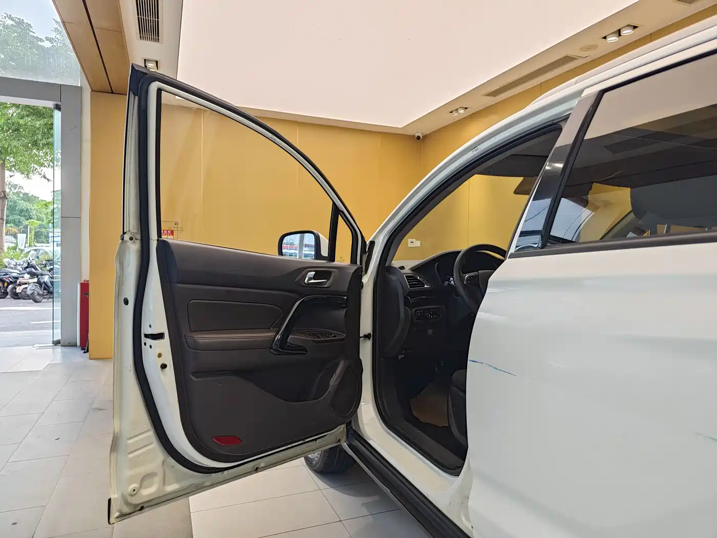 GAC Trumpchi Trumpchi GS4 2015 200T G-DCT Elite Edition фото 7