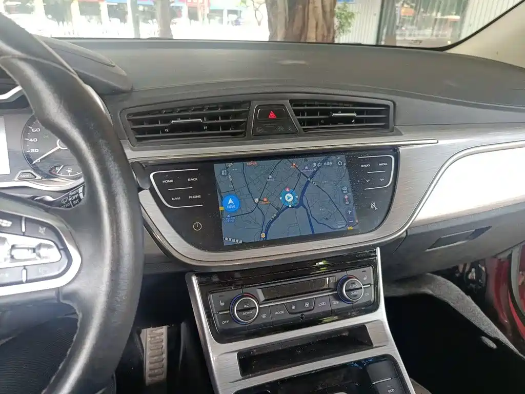 Photo 9 - Geely Emgrand GS