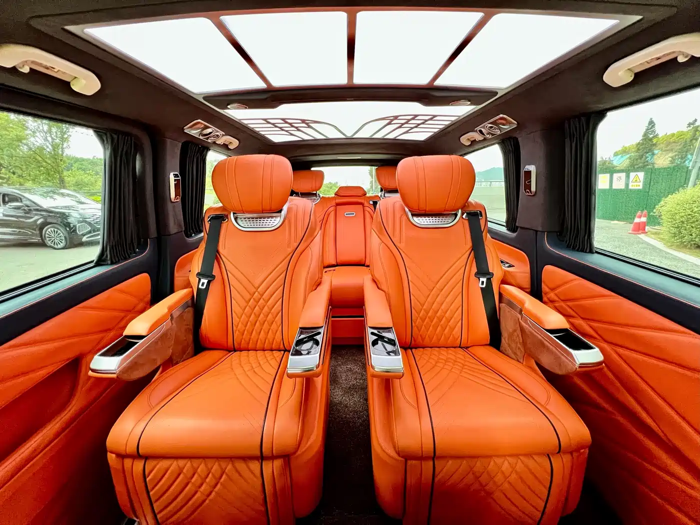 Mercedes-Benz Vito 2021 2.0T Elite 7-Seater фото 16