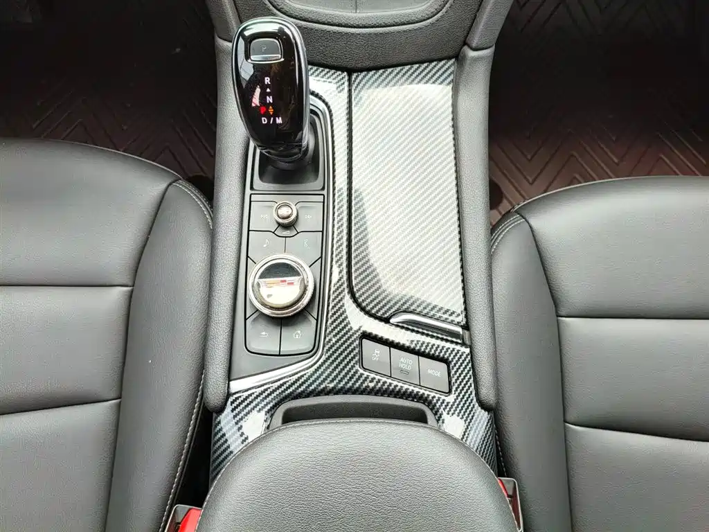 Cadillac XT6 2021 2.0T 7-Seater 4WD Trend Edition фото 11